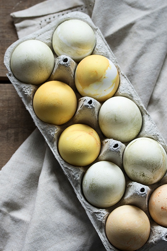 Herbal Dyed Eggs in Carton