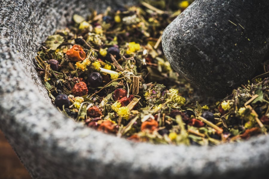 African American Herbalism_Portar_Pestle_AdobeStock_237016153