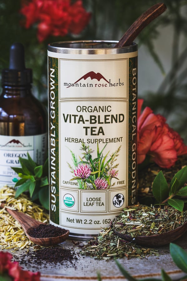 Herbs to support the immune system with flowers