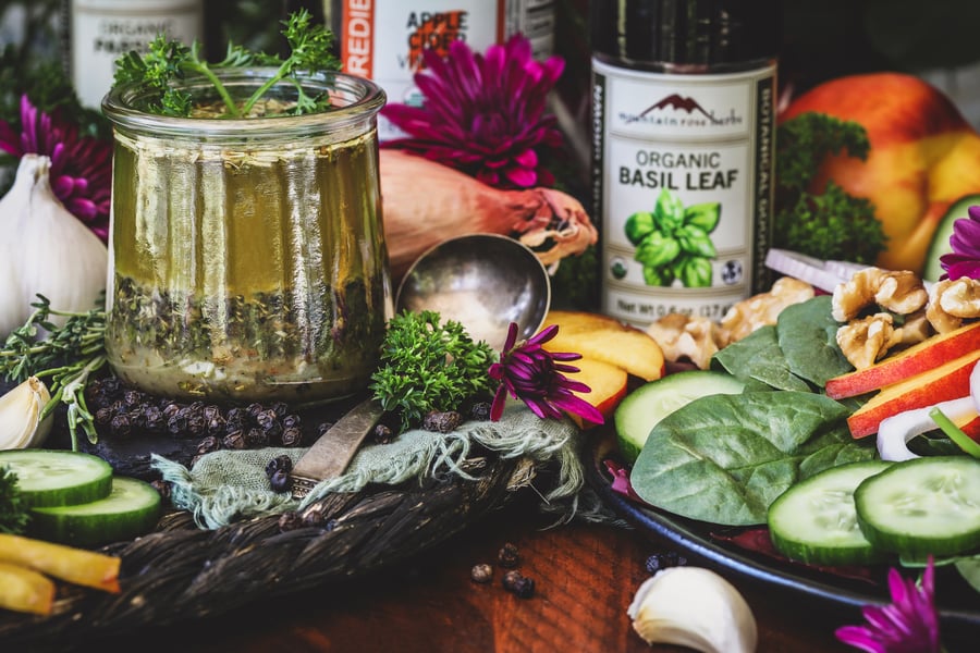 Herbal ACV Salad Dressing