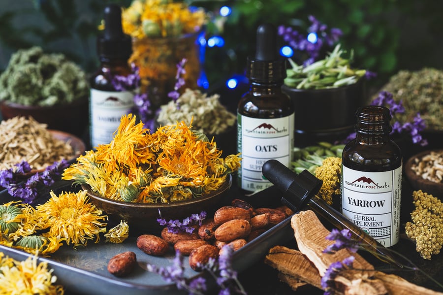 A selection of herbs and extracts that correspond to the moon cycles 