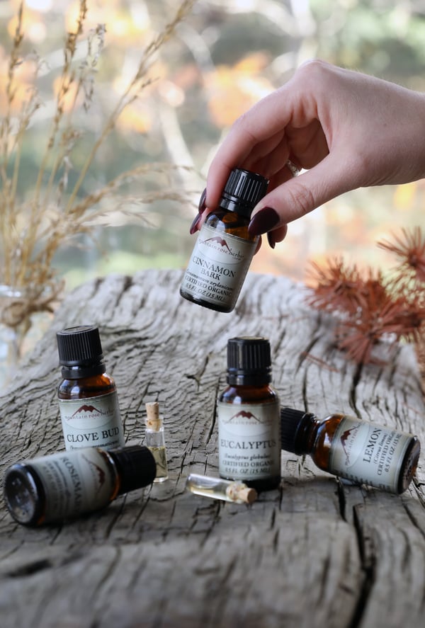 DIY Four Thieves® Essential Oil Blend for Wellness