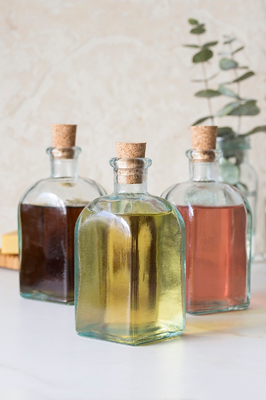 HerbalHairRinses01_lr.jpg