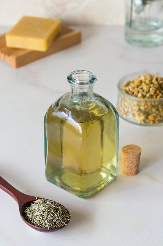 HorsetailChamomile_lr.jpg