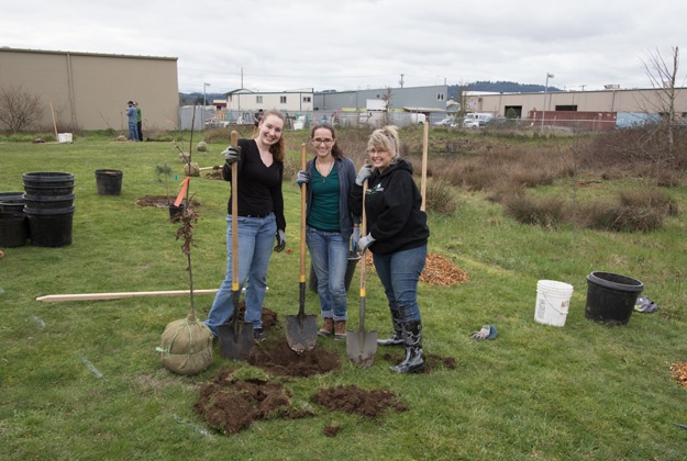 Mountain Rose Herbs Partnership with Friends of Trees