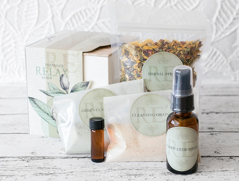 Herbal Facial Kit pieces 