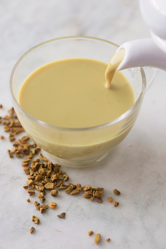 Turmeric Tea: Golden Milk & Chai Recipe