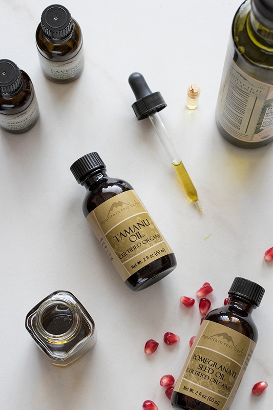 DIY Moisturizing Skin Serum