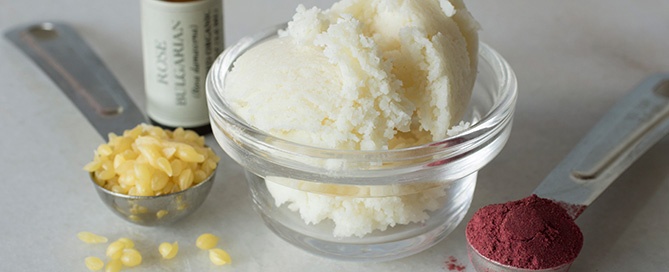 Ingredients for DIY bodycare including mango butter and beeswax pastilles