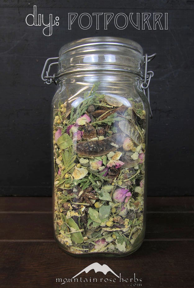 How to Make Herbal Potpourri
