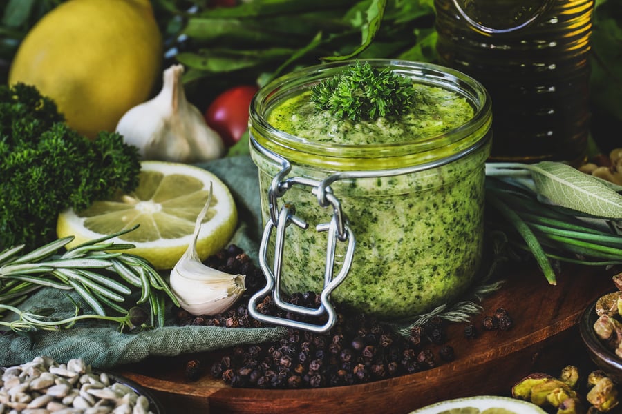 Spring pesto recipes with garlic and dandelion leaves.