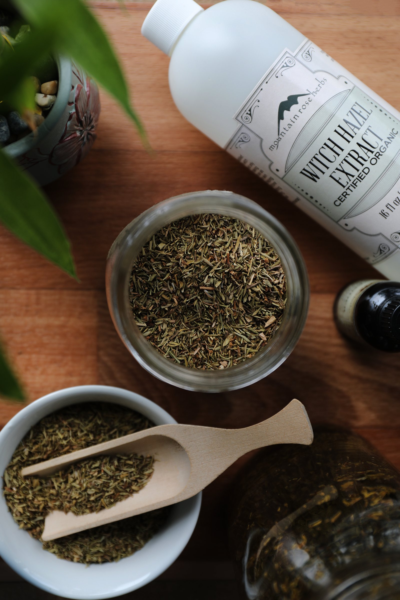 DIY Yoga Mat Cleaner Sprays with Witch Hazel