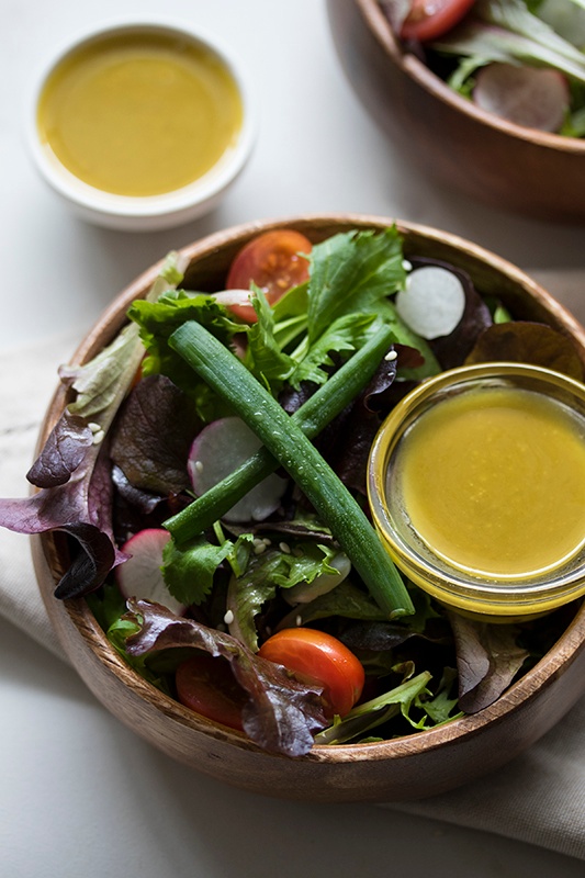 Vinaigrette Salad Dressing with Salad