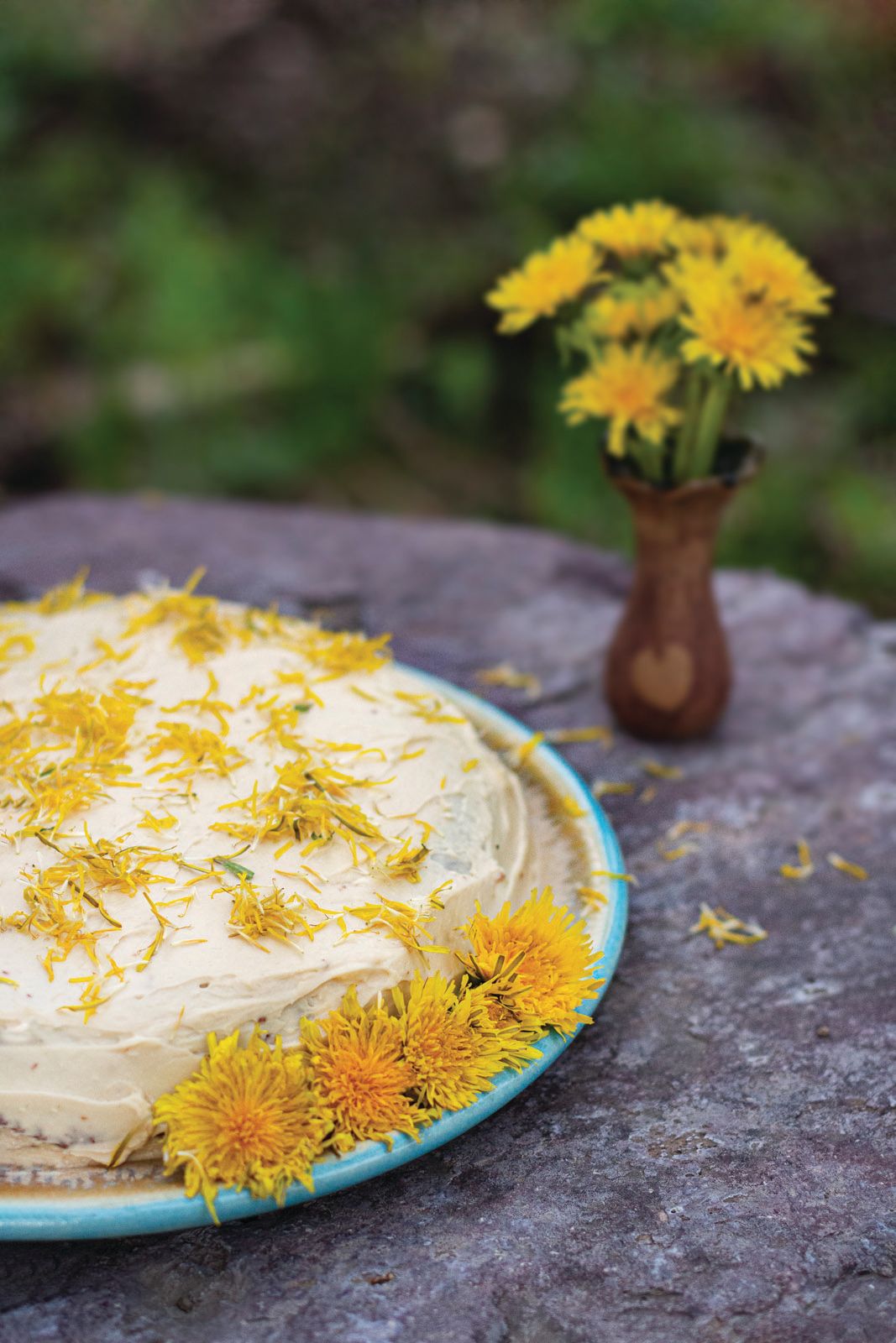 Wildcrafted Dandelion Tea & Cake Recipes