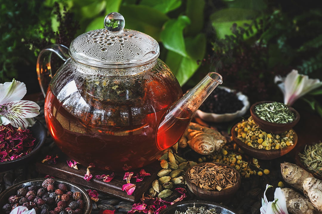 Menstrual Self-Care: Tea Blend for the Full Moon Cycle