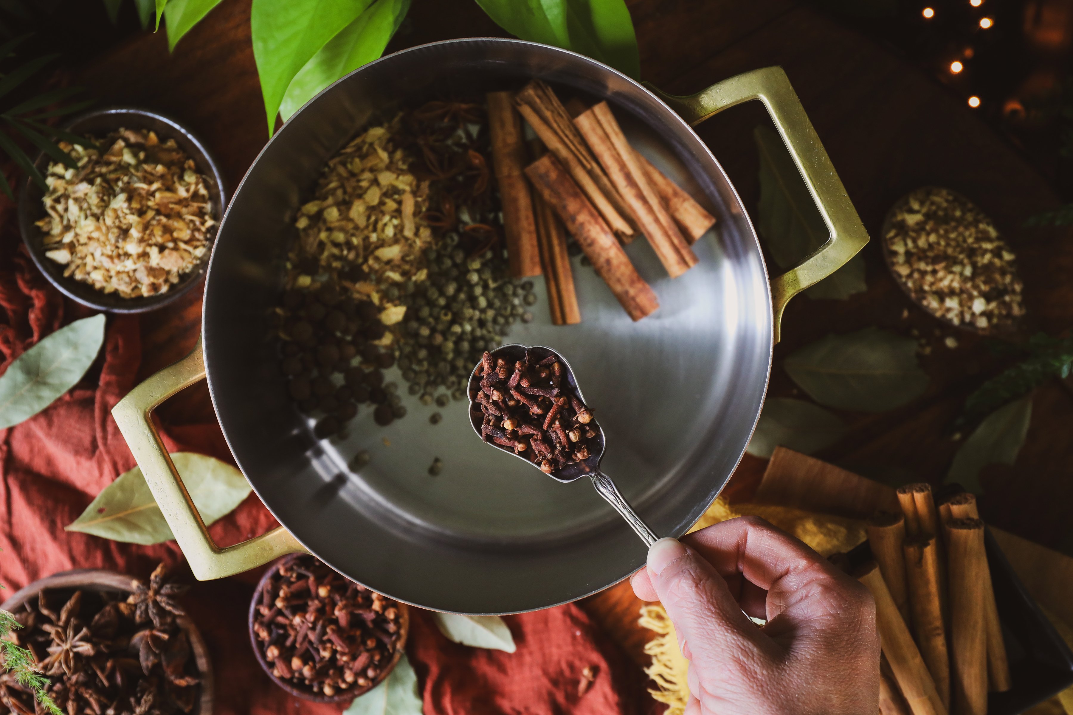 Herbal Simmer Pots + Stovetop Potpourri Recipes